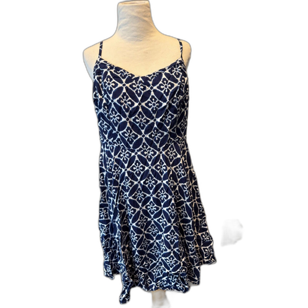Large Old Navy Blue and white dress